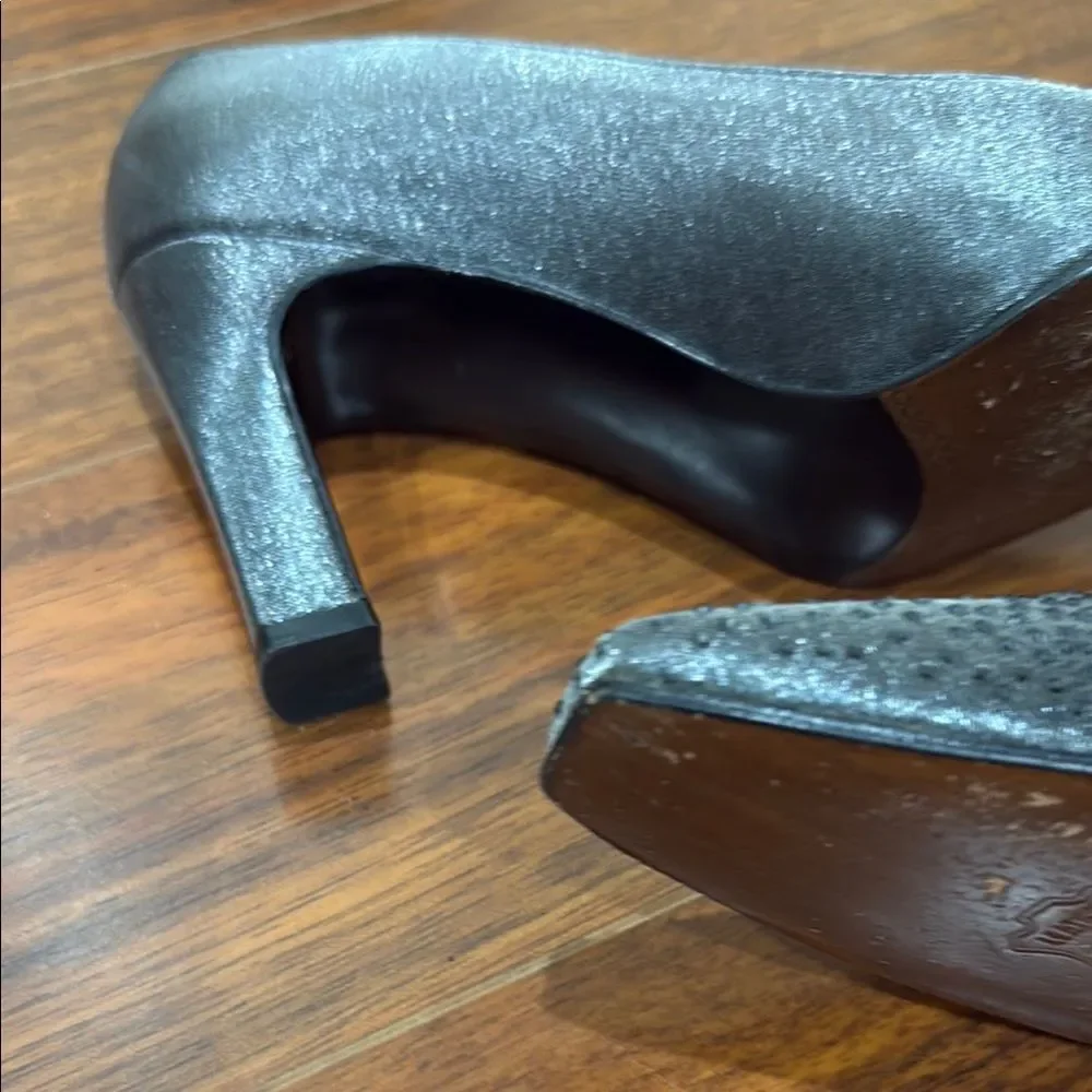 Stuart Weitzman Silver Pewter Jeweled  Heels with Metallic Finish Size 7 1/2